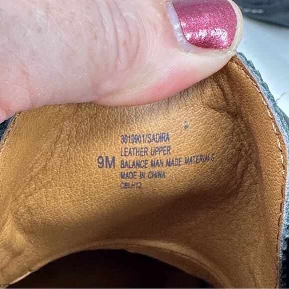 Sofft Brand Sadira Buckle Heeled shoes - BLACK - Picture 6 of 10